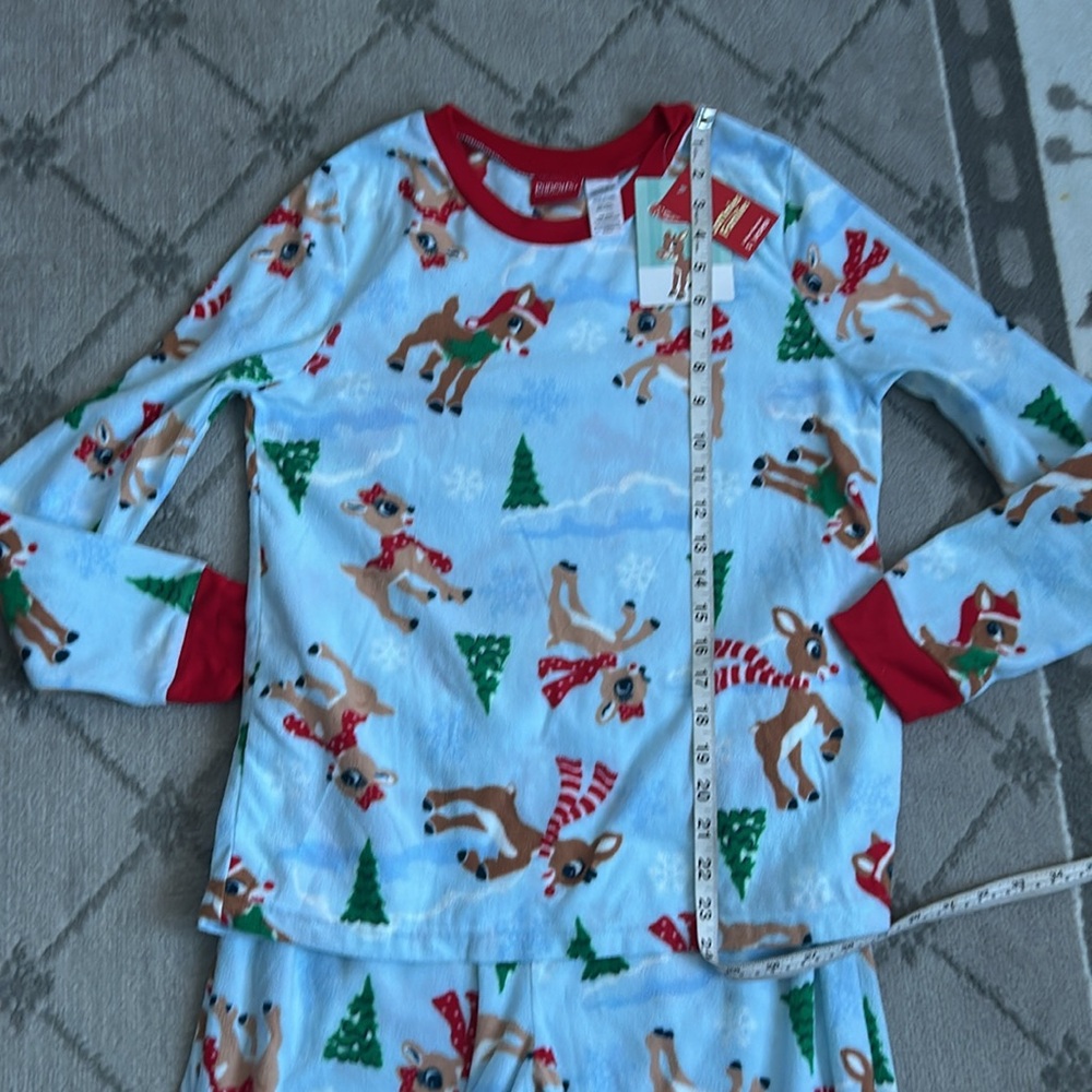 NWT Rudolph pajamas - Picture 6 of 8